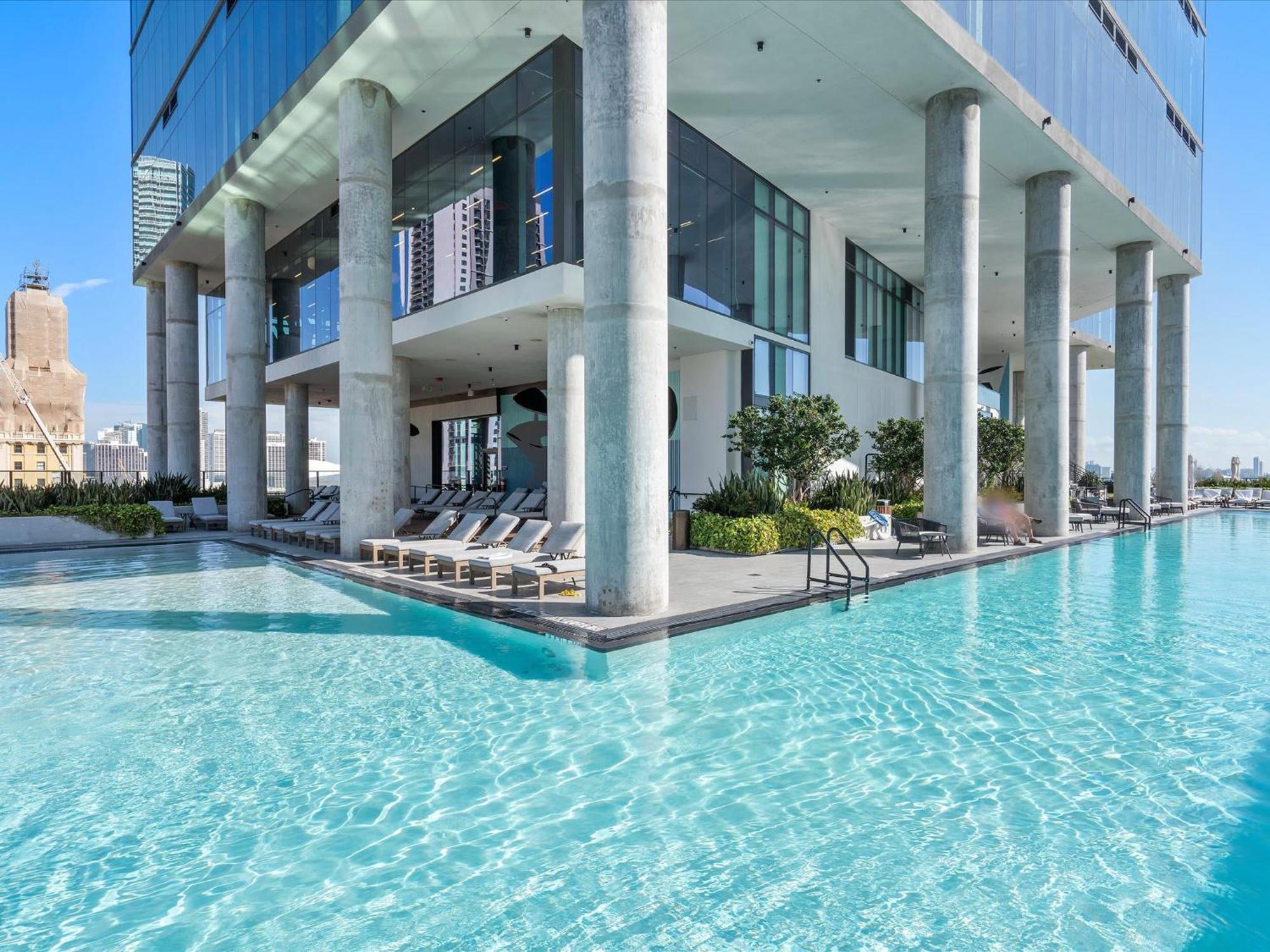 Mvr Ultra-lux 3br W Epic Water Views